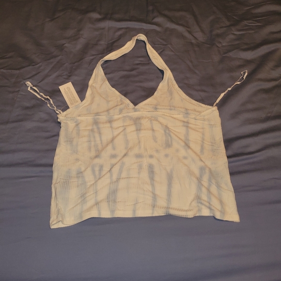 Halter top - Picture 2 of 2